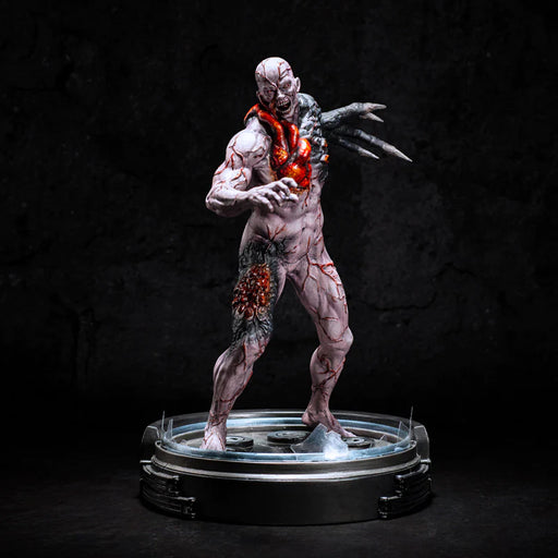 Resident Evil Tyrant T-002 Limited Edition Statue image 1