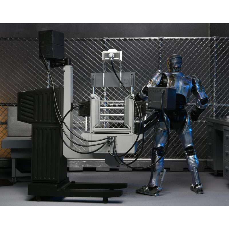 RoboCop Ultimate Battle Damaged RoboCop with Chair image 5